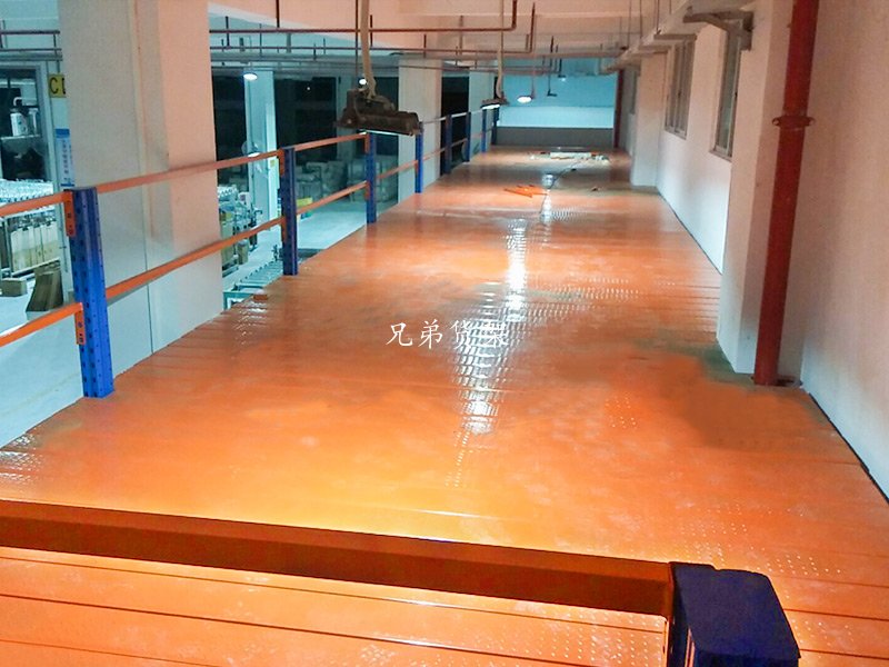 定制深圳閣樓式倉庫貨架注意事項(xiàng)